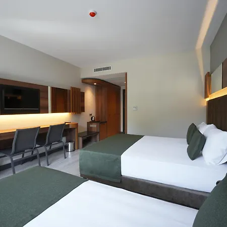 Oliva Hotel 3*