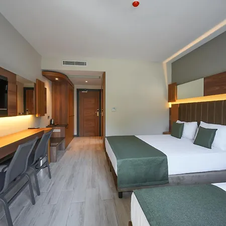 Oliva Hotel 3*